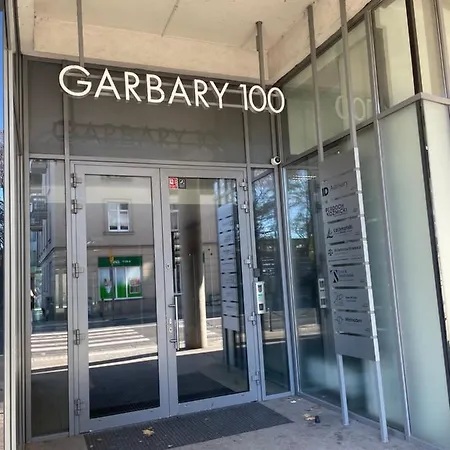 Garbary 100 Center Apartment, Free Parking, Self Check-in 24h