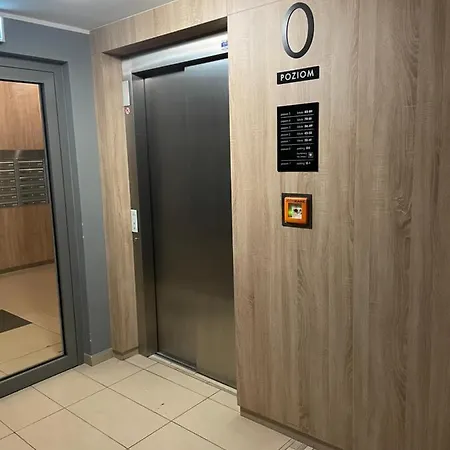 Garbary 100 Center Apartment, Free Parking, Self Check-in 24h Apartment Poznan