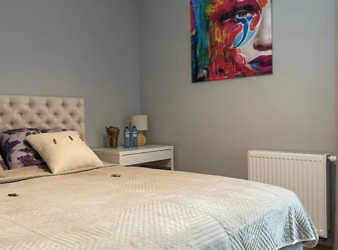 Apartment Garbary 100 Center Apartment, Free Parking, Self Check-in 24h Poznan