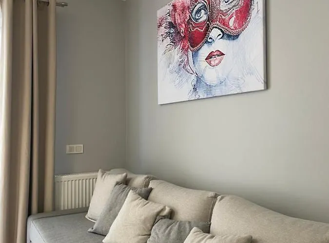 Apartment Garbary 100 Center Apartment, Free Parking, Self Check-in 24h Poznan