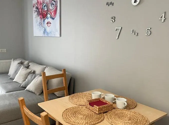 아파트 Garbary 100 Center Apartment, Free Parking, Self Check-in 24h *