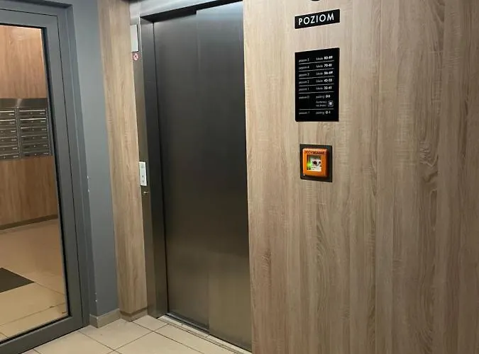 Garbary 100 Center Apartment, Free Parking, Self Check-in 24h Lägenhet Poznań