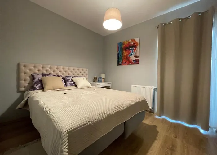 Garbary 100 Center Apartment, Free Parking, Self Check-in 24h Lägenhet